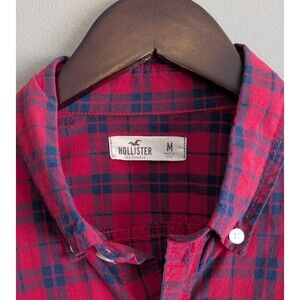 Hollister Men’s Medium Red Blue Plaid Button Down Shirt Long Sleeve Cotton
